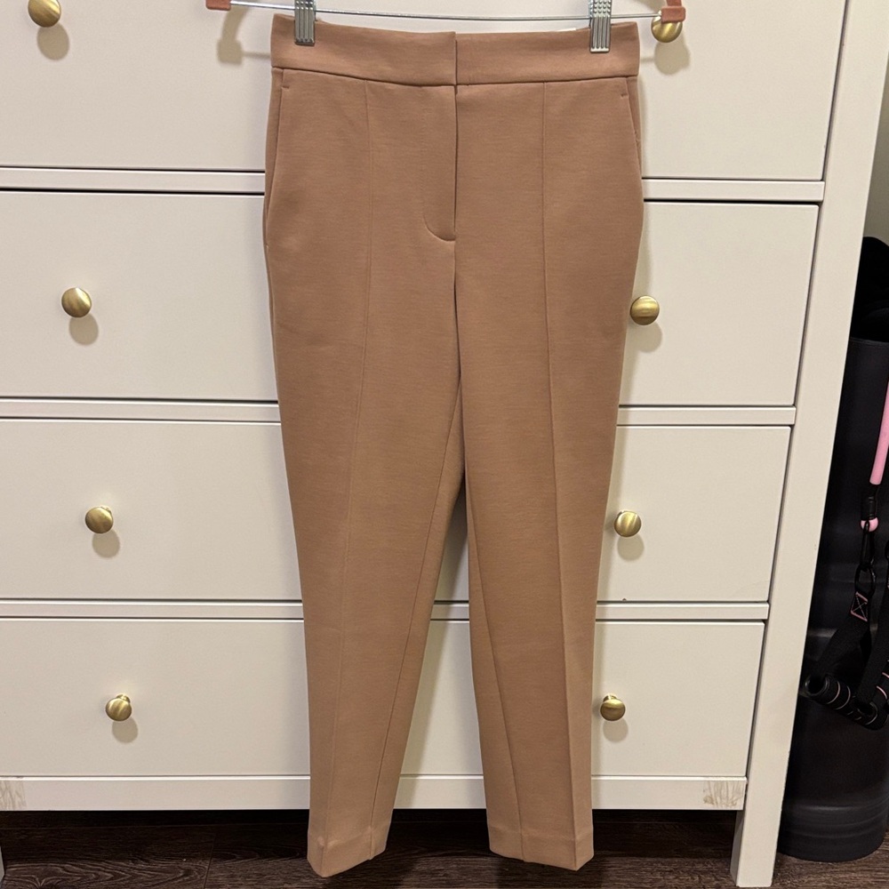 Ann Taylor The Ankle Pants in 0 petite (high rise) - Tan